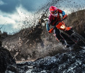 开云体育APP下载-阿劳霍爆发，希腊最后时刻击败挪威，一场足球场上的现代荷马史诗