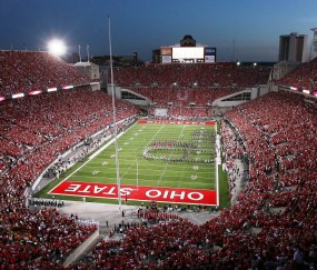 开云官网2026-F1新赛季揭幕战之夜，东契奇末节接管比赛，速度与意志的全球交响