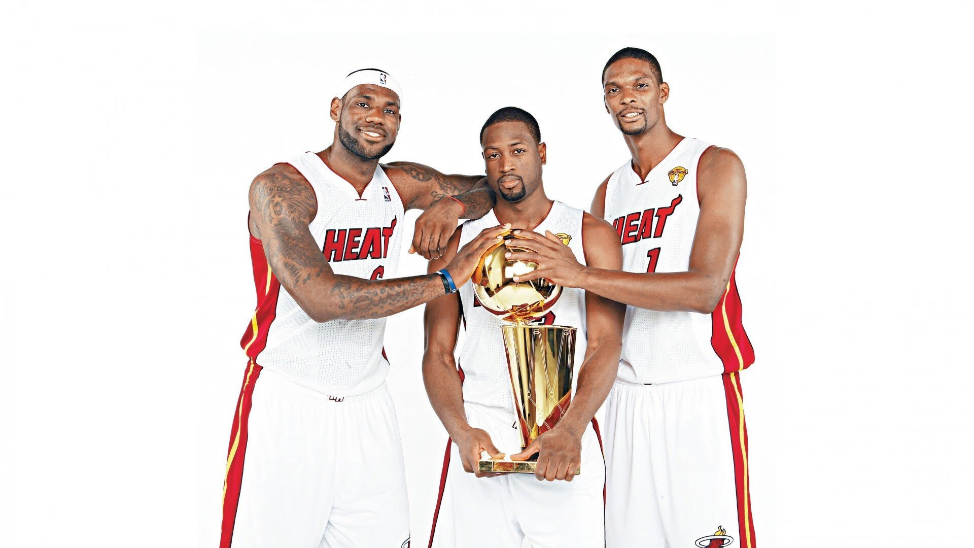 布克狂飙破纪录，山西上演惊天逆转！新疆队领先20分竟遭翻盘