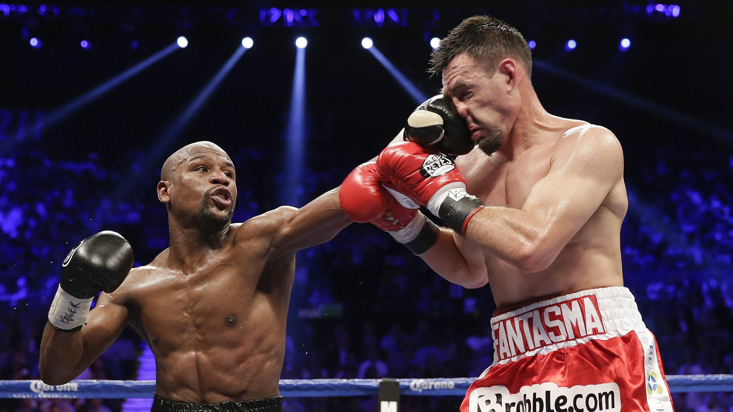 英格兰绝杀美国，三笘薰打出生涯之夜，足球的两种叙事与一个共同答案