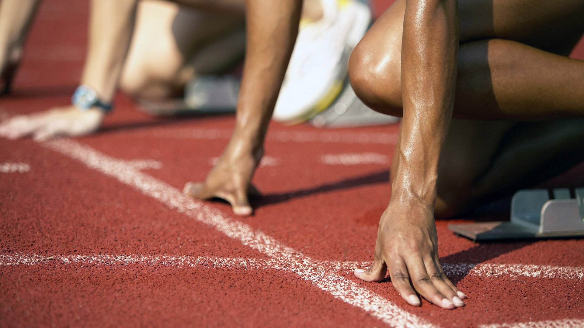 当篮球与足球的意志共振，NBA季后赛与曼联的威尔士之战